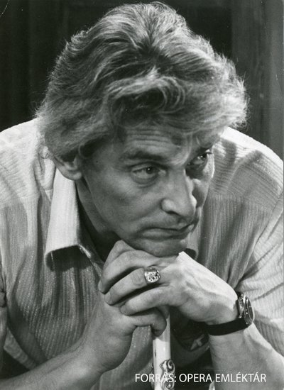 András Békés