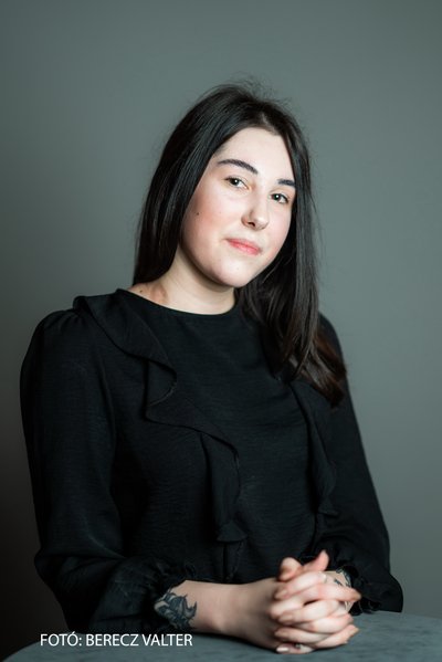 Harangozó Laura