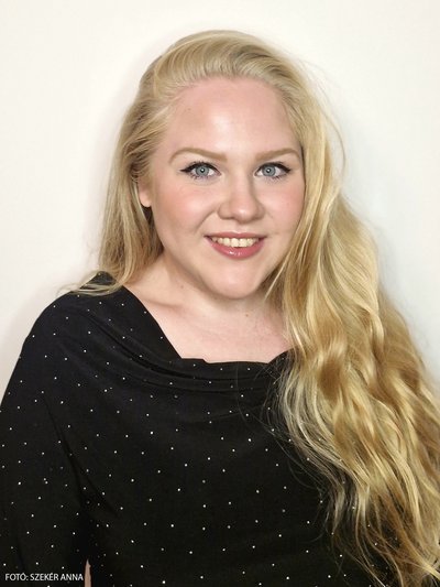 Szekér Anna